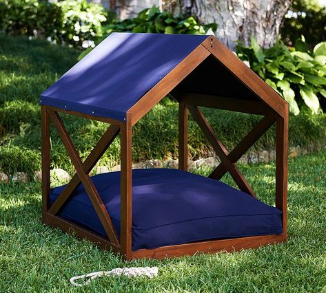 Dog Cabana, House Pottery, Wood Dog House, Outdoor Dog House, Dog Yard, Puppy House, Dog Milk, Dog House Diy, Dog Area