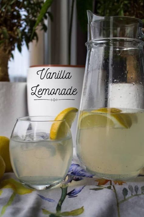 The sun is finally shining and life is giving us plenty of lemons. Let's make Vanilla Lemonade with a lemon vanilla syrup made with real vanilla beans. It's absolutely heavenly. #lemonaderecipe #drinkrecipe #summerdrinkrecipe #nonalcoholicdrinkrecipe Vanilla Lemonade Recipe, Vanilla Lemonade, Lemonade Simple Syrup, Ginger Iced Tea, Lemon Juice Benefits, Iced Tea Lemonade, Drink Recipes Nonalcoholic, Summer Drink Recipes, Vanilla Beans