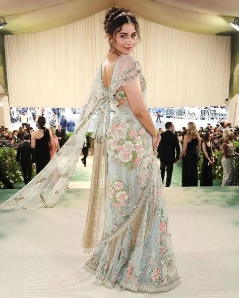 Sabyasachi inspired Alia bhatt met Gala saree in our shimmery tissue fabric with handowork #aliabhattsaree #sabyasachisaree #sapnaaz #sareelove #sapnaazfashionnepal #saree Alia Bhatt Saree, Sabyasachi Sarees, Met Gala Outfits, Gala Outfit, Floral Saree, Fringe Fashion, Bollywood Wedding, Organza Saree, Alia Bhatt