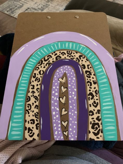 Painted Clipboard Ideas, Painting Clipboards, Hand Painted Clipboards, Clipboard Painting Ideas, Painted Clipboards, Custom Clipboard, Clipboard Art, Clipboard Ideas, Clipboard Decorating