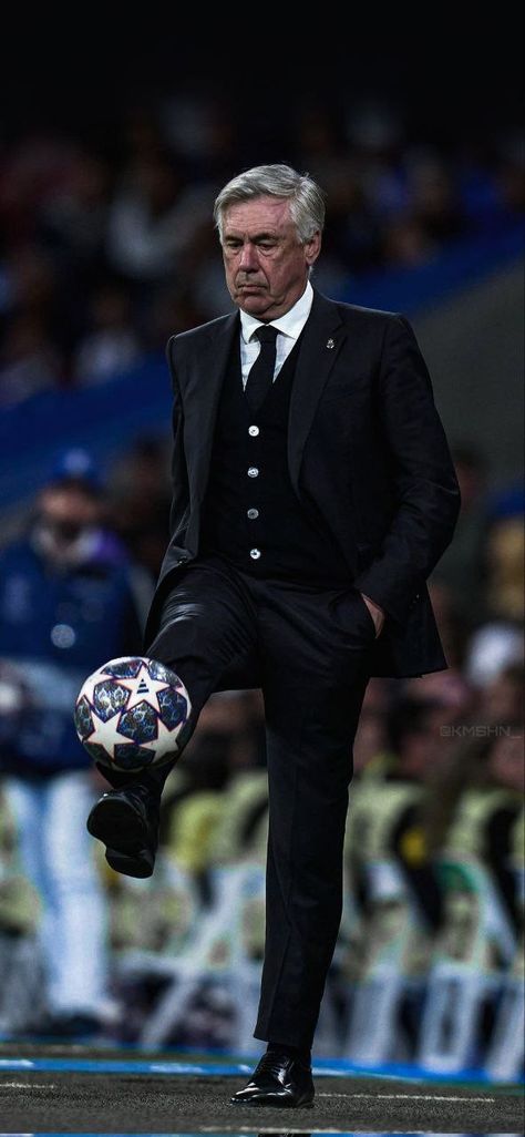 Carlo Ancelotti Wallpaper, Football Background, Messi Videos, Football Players Photos, Real Madrid Team, Don Carlos, The Good Son, Sports Personality, Carlo Ancelotti