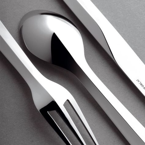 SWAGGER Le Manoosh, Cutlery Design, Stainless Steel Cutlery, Design Del Prodotto, Design Industrial, Zermatt, Minimalistic Design, Minimalist Interior, Cutlery Set