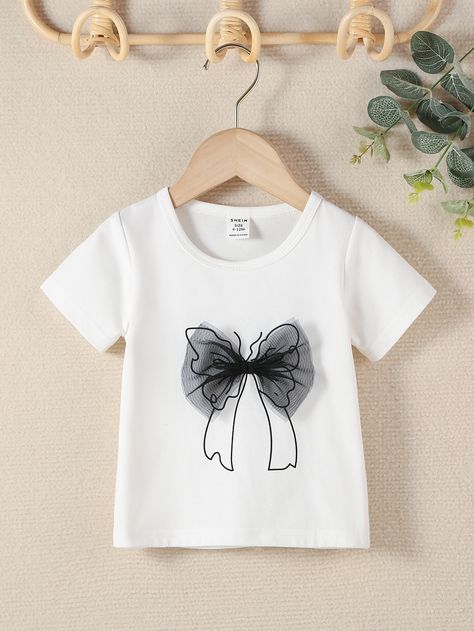 Shirt Design For Girls, Bow Print, Bow Shirts, Floral Print Design, Traje Casual, Round Neck Sweatshirts, Kids Sleepwear