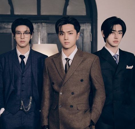 enhypen rebirth of the vampires - Search / X Vampire Boy, Dark Blood, Dark Moon, Jay Park, Sung Hoon, Group Photos, Extended Play, Boyfriend Pictures, Pop Group