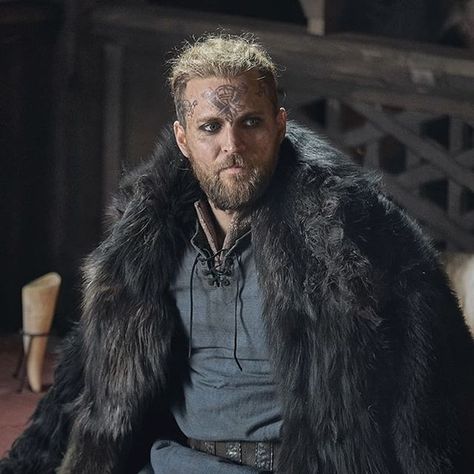 Tobias Santelmann, Medieval Tv Shows, Kingdom Tv Show, The Last Kingdom Series, Destiny Is All, Uhtred Of Bebbanburg, Viking Valhalla, Alexander Dreymon, English Series