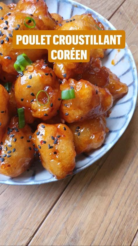 Poulet croustillant coréen | Recettes de cuisine, Cuisine asiatique, Recette asiatique Healthy Asian Chicken Recipes, Asian Chicken Recipes Easy, Asian Chicken Recipes, Food Receipt, Easy Asian Recipes, Tasty Recipes Videos, Salty Foods, Baked Chicken Recipes, Fried Food