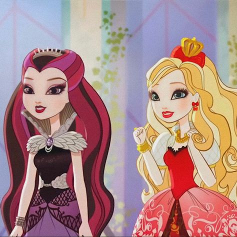 Apple White and Raven Queen in Chapter 1 [True Reflections] | EVER AFTER HIGH (EAH) Apple White And Raven Queen, Ever After High Raven Queen, Raven Icon, Apple Costume, Lizzie Hearts, 2000s Cartoons, Duo Costumes, Best Friends Cartoon, Duo Halloween Costumes