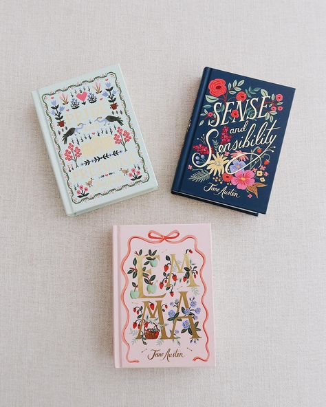 RIFLE PAPER CO. PUFFIN IN BLOOM EDITIONS 🌸📖🌷 ⠀⠀⠀⠀⠀⠀⠀⠀⠀ I was so happy when I found out that @riflepaperco was releasing more of these books! I have the original four books, so of course I had to get these three new ones to add to my collection. I can’t get over how pretty these are!! 😍 ⠀⠀⠀⠀⠀⠀⠀⠀⠀ Do you collect any special editions? ⠀⠀⠀⠀⠀⠀⠀⠀⠀ #riflepaperco #puffininbloom #classics #janeausten books with pretty covers Puffin Classics Collection, Puffin In Bloom Collection, Books With Pretty Covers, Puffin In Bloom, Puffin Classics, Puffin Books, Fairy Life, Bookstagram Posts, Fiction Books To Read