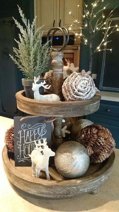 21 Rustic Christmas Decorations, Keep It Simple Three Tiered Tray, Joulun Aika, Diy Jul, Christmas Rustic, Deco Table Noel, God Jul, Indoor Christmas Decorations, Indoor Christmas, Tiered Trays