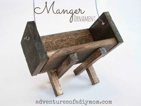 Adventures of a DIY Mom - How to Make a Manger Ornament - {12 days of CHRISTmas Ornaments} Diy Manger, Manger Ornament, 12 Days Of Christmas Ornaments, Biblical Christmas, Jesse Tree Ornaments, Diy Mom, Christ Centered Christmas, Children Christmas, Nativity Ornaments