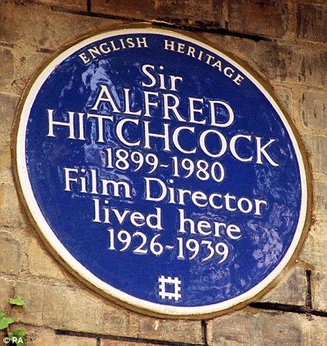 A blue plaque Alfred Hitchcock London Homes, Commemorative Plaque, Hitchcock Film, Famous Castles, London History, London Landmarks, South Kensington, English Heritage, Street Names