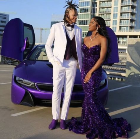 Black Prom Couples Outfit, Prom Black Couples, Prom Poses Couples, Matching Prom Outfits, Prom Couples Outfits, Matching Prom, Lavender Prom, Dance Uniforms, Prom Pics