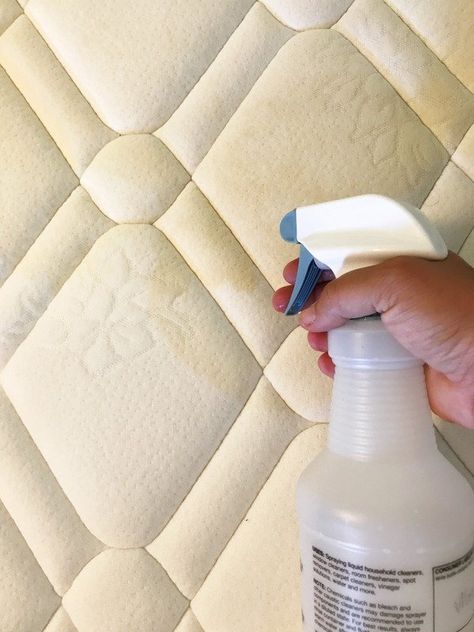 Mattress Refresher Spray, How To Freshen Up A Mattress, Mattress Cleaning Baking Soda, Clean Mattress Stains, Mattress Spray, Clean Your Mattress, Clean Mattress, Baking Soda Hydrogen Peroxide, Mattress Cleaner