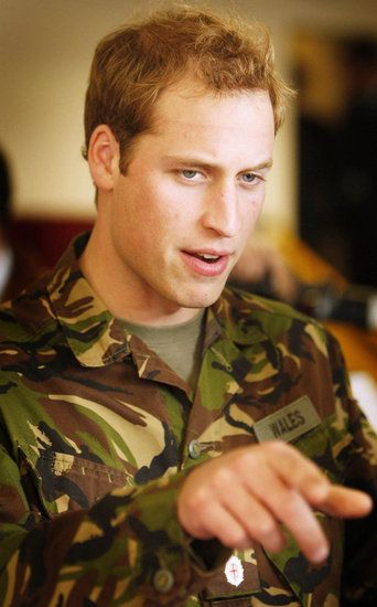 Prince Williams Cutest Moments in Uniform: William posed in his Royal Navy uniform in London in May 2008. : Flight Lieutenant Wales watched the parade and flypast as he attended the Battle of Britain 70th Anniversary Service at Westminster Abbey in Sept. 2010. : William Wales, as he's known in the British forces, was all smiles in June 2008. : Prince William visited naval families in the UK in October 2007. William Wales, Principe William, Prinz Harry, Royal Family England, Prince William And Harry, Principe Harry, Elisabeth Ii, Prince William And Catherine, Royal Prince