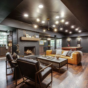 75 Basement with Black Walls Ideas You'll Love - June, 2024 Speakeasy Basement Remodel, Dark Basement Bar, All Black Basement, Speak Easy Basement Ideas, Basement Bar Ideas Man Caves, Basement Speakeasy Home, Dark Moody Basement, Moody Basement Bar, Retro Basement Ideas