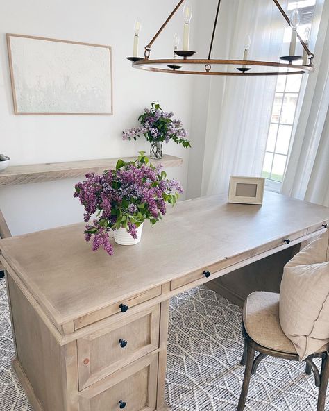 Ａｌｅｘａｎｄｅｒ Ｄｅｓｉｇｎｓ & Ｃｏ. on Instagram: “I finally got all the Loloi rugs that have been featured on our Instagram page added to our website. Shipping on all rugs is free…” Light Wood Executive Desk, Wood Desk Ideas Home Office, Solid Wood Desk With Drawers, French Farmhouse Office, Custom Desk Ideas, Blonde Desk, Writing Desk Ideas, Guest Room With Desk, Wood Desk Ideas