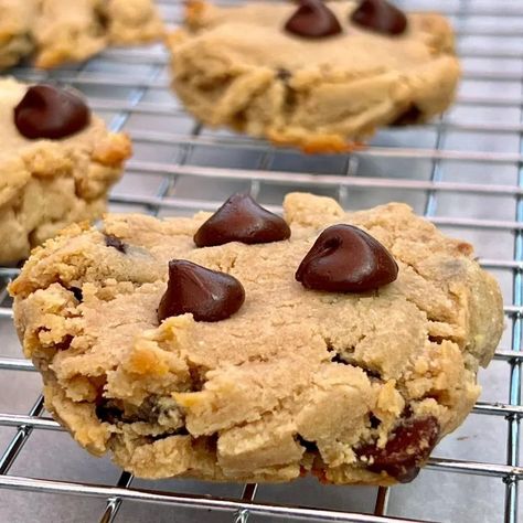 The Best Cottage Cheese Chocolate Chip Cookies | Foodtalk Ww Keto Recipes, Keto Cottage Cheese Cookies, Cottage Cheese Chocolate Chip Cookies, Cottage Cheese Cookies, Cottage Cheese Chocolate, Devotion Protein, Lighter Desserts, Cottage Cheese Dessert Recipes, Gf Cookies