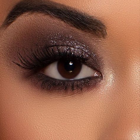 Cool Eyeshadow, Party Eyes, Prom Eye Makeup, Matte Eyeshadow Palette, Smokey Eye For Brown Eyes, Instagram Party, Black Eyeshadow, Single Eyeshadow, How To Apply Eyeshadow