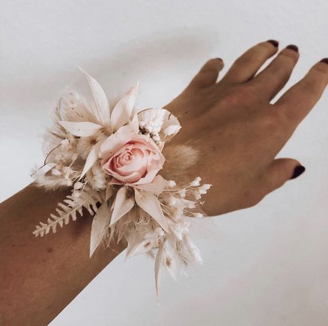 Boho Corsage Prom, Boho Wedding Corsage, Wedding Coursage, Formal Corsage, Corsage Wedding Mother, Boho Corsage, Rusting Wedding, Bridesmaid Corsage, Wedding Bouquets Bride