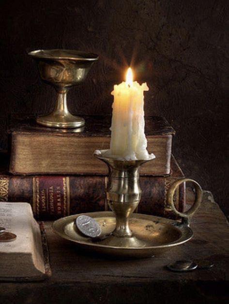 Medieval Candle, Light Painting Photography, Old Candles, Fairytale Photography, Skull Candle, Still Life Photos, Painted Candles, American Decor, Candle Lamp