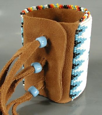 Authentic Native American beaded leather cuff by Lakota artist Alan Monroe Beading Patterns Free Tutorials, Loom Beading Patterns, Bead Loom Kits, Native American Beadwork Patterns, Knitting Patterns Free Blanket, Native Beading Patterns, Native American Patterns, Native American Crafts, Native Beadwork