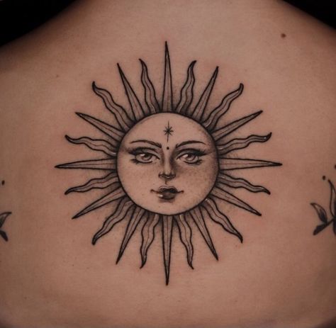 Sun Woman Tattoo, Moon Sun Tattoo, Mantra Tattoo, Feminine Face, Circle Tattoos, Hip Tattoos Women, Sun Tattoos, E Tattoo, Side Tattoos