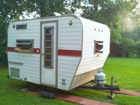 Best Travel Trailers, Tin Can Tourist, Elkhart Indiana, Travel Camper, Canton Ohio, Selling Photos, Trailer Camper, Motor Coach, Photos For Profile Picture