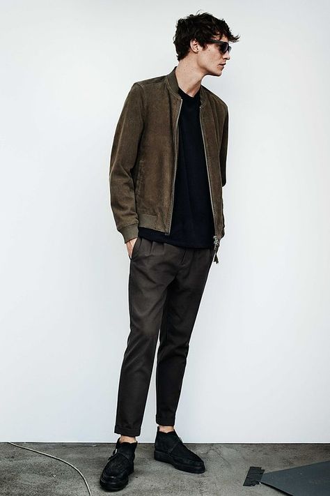 AllSaints-July-2015-Mens-Look-Book-Matthew-Hitt-002 All Saints Clothing, Matthew Hitt, Allsaints Style, All Saints Men, Zara Looks, Fall Fashion Skirts, Dapper Men, Latest Mens Fashion, Fashion Fits