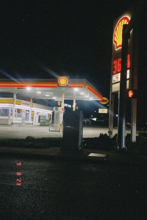 night | gas station aesthetic Gas Station Nostalgia, Gas Station Night Aesthetic, Gas Station At Night Aesthetic, Gas Stations At Night, Night Gas Station Aesthetic, Late Night Gas Station Aesthetic, Radio Station Aesthetic, Liminal Photos, Late Night Gas Station