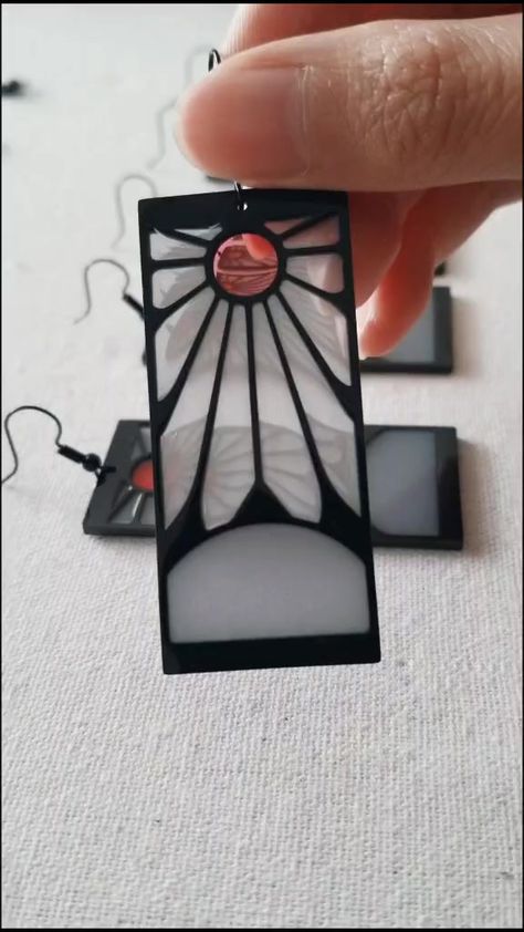 Diy Tanjiro Earrings, Diy Anime Earrings, Hanafuda Earrings, Manga Jewelry, Demonslayer Tanjiro, Earrings Anime, Shrinky Dink Earrings, Anime Earrings, Drawing Hair Tutorial