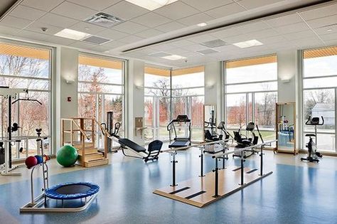 D'Youville Center for Advanced Therapy Rehabilitation Gym Cabinet Kine, Physiotherapy Room, Physio Clinic, Chiropractic Office Design, Mobility Training, Therapy Clinic, Therapy Practice, Physiotherapy Clinic, Cabinet Medical