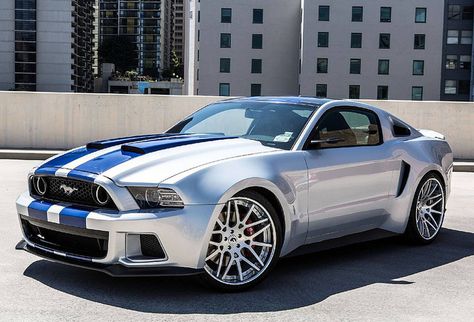 2014 'Need For Speed' Mustang shelby gt 500. I would really like to see if my garage could contain this much awesomeness!!! 2013 Shelby Gt500, Need For Speed Movie, Xe Bugatti, To Fast To Furious, Mobil Mustang, Mustang Car, Mustang Gt500, Shelby Mustang, Ford Mustang Car