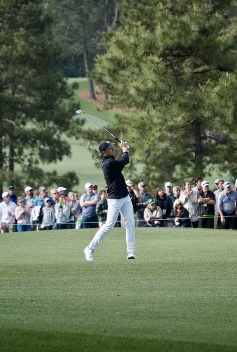 Dallas, TX native, Jordan Spieth charged up the leader board from 9 shots back the leader, Patrick Reed in the final round of 2018 Master Tournament finishing 3rd overall. Jordan Spieth, Market Street, Golfers, The Leader, Golf Outfit, Dallas Tx, Soccer Field, Dolores Park, Dallas