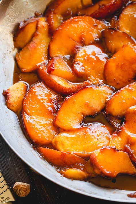 Glazed Peaches, Caramelized Peaches, Fresh Peach Recipes, Sliced Peaches, Baked Peach, Peach Desserts, Fashion Fails, Grilled Peaches, Canned Peaches