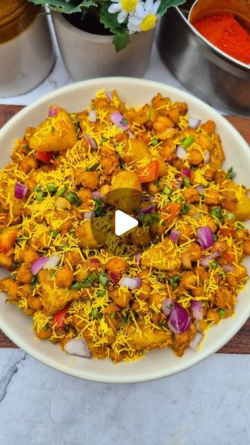 Pata Recipe, Chats Recipe, Healthy Indian Recipes, Chaat Recipe, Desi Food, Indian Recipes, May 27, Indian Food, Recipe Using