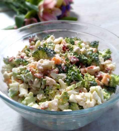 Amish Broccoli and Cauliflower Salad Recipe - Amish Heritage Amish Broccoli Cauliflower Salad, Trim Healthy Mama Recipes Dinner, Broccoli And Cauliflower Salad, Dairy Free Thanksgiving Recipes, Broccoli Cauliflower Salad Recipes, Amish Broccoli Salad, Cauliflower Salad Recipe, Best Zucchini Recipes, Broccoli Cauliflower Salad