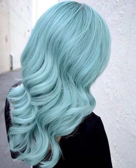 Mint Green Hair, Mermaid Hair Color, Mint Hair, Pretty Hair Color, Peinados Fáciles Para Cabello Corto, Pastel Hair, Hair Dye Colors, Dye My Hair, Mermaid Hair