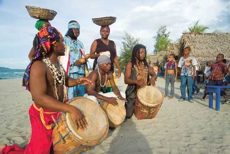 Garifuna Folk Singing in Harlem | Bishop's Travels Caribbean Culture, Roatan, Central American, Island Tour, African Diaspora, African History, Caribbean Islands, Central America, Honduras