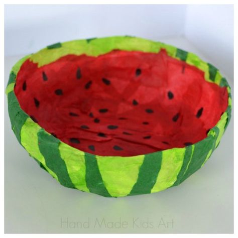 Paper watermelon bowl craft (via http://handmadekidsart.com/fun-paper-crafts/) Easy Crafts With Paper, Watermelon Craft, Bowl Craft, Crafts With Paper, Watermelon Bowl, Watermelon Crafts, Kids Lab, Paper Bowl, Paper Mache Projects