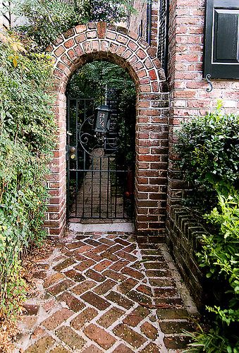 Untitled | Flickr - Photo Sharing! Brick Archway Exterior, Garden Gate With Arch, Diy Garden Archway, Brick Wall Gardens, Archway Decor, Brick Archway, Garden Archway, Garden Gate Design, Brick Arch