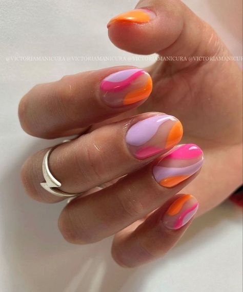 80 Best Summer Nail Art Inspirations You Should Try | Summer Nails 2023 Gel Simple Summer Nails Almond, Nails For Spring 2023, Almond Summer Nails 2023, Summer Nails 2023 Gel, Almond Summer Nails, Nails 2023 Gel, Country Acrylic Nails, Nail Art For Short Nails, Art For Short Nails