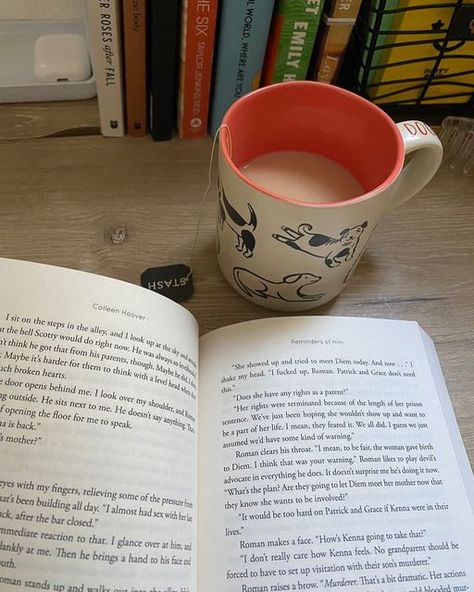 Book And Tea, Novel Reading, Books And Coffee, Tea And Books, Cat Books, Coffee And Books, Instagram Life, Book Addict, Book Reader