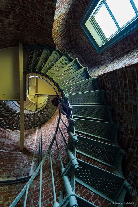 Staircase at Cape Blanco #Lighthouse, #Oregon   -   http://dennisharper.lnf.com/ Oregon Lighthouses, Lighthouse Interior, Interior Steps, Lighthouse Stairs, Stairways Ideas, Interior Entryway, Outdoor Staircase, Stair Cases, Green Cape