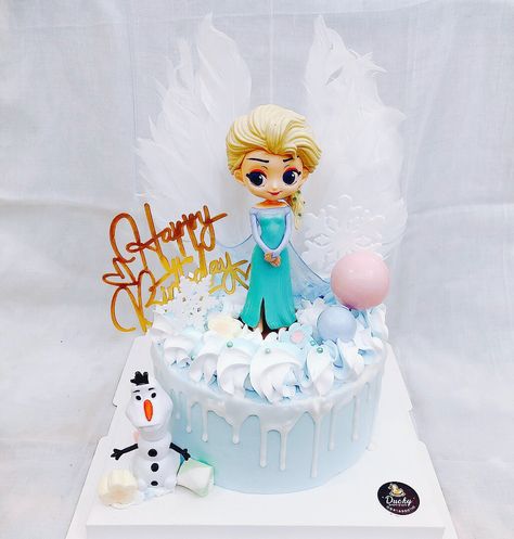 Minimal Cake, Princes Disney, Girls Cake, Frozen Birthday Cake, Chocolate Cake Decoration, Mermaid Cakes, Topper Cake, Girl Cake, Frozen Birthday