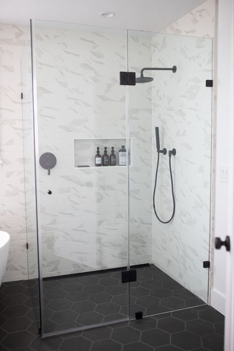 Marble Tile Shower Walls Black Floor, Bathroom Floor And Shower Tile Matching Modern, Walk In Shower Curbless, Flush Shower Floor, Master Bath Curbless Shower Ideas, Showers With Black Floor, Black Hexagon Tile Shower Floor, Black Shower Floor Tile Ideas, Curbless Shower Tile Ideas