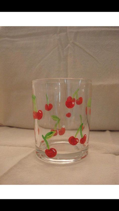 Shot Glasses Diy, Cherries Painting, Girls Night Crafts, Disney Princess Gifts, Painted Glass Bottles, Shot Cups, Hand Painted Glassware, Painting Glassware, Juice Glasses