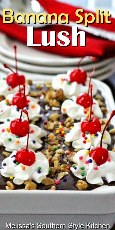 Desserts Potluck, No Bake Banana Split Dessert, Recipes No Bake, Barbecue Desserts, Banana Split Pie, Lush Dessert, Lush Recipes, Banana Split Dessert, Banana Treats