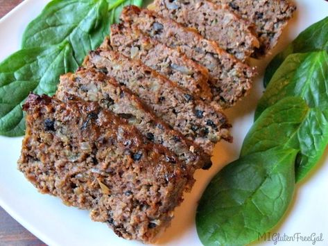 Carnivore Meatloaf, Recipes With Goat Cheese, Cheese Meatloaf, Gluten Free Meatloaf, Cheese Stuffed Meatloaf, Meatloaf Sandwich, Air Fryer Baked Potato, Meatloaf Ingredients, Gluten Free Crackers