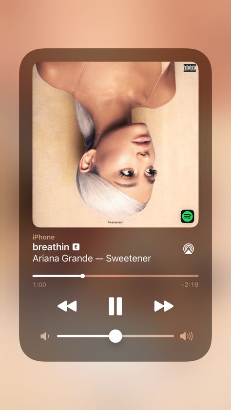 Iphone Music Player, Iphone Music, The Light Is Coming, Ariana Grande Sweetener, Dark Green Aesthetic, Best Profile Pictures, Music Player, Music Players, Green Aesthetic