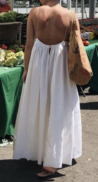 Linen Dress Street Style, White Maxi Dress Outfit, Ootd Summer, Looks Street Style, Style Inspiration Summer, Linen Maxi Dress, Mode Inspo, Outfit Goals, Spring Summer Outfits